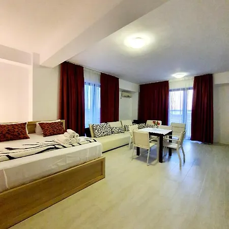 Coral -mamaia Nord Apartment Mamaia
