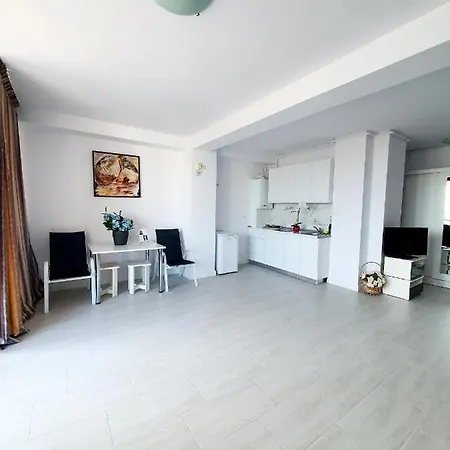 Apartment Coral -mamaia Nord Mamaia