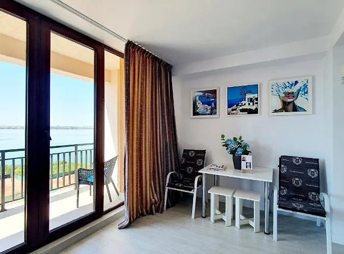 Appartement Coral -mamaia Nord *