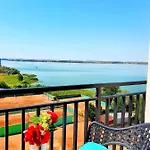 Coral -mamaia Nord Apartment