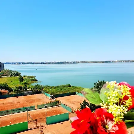 Coral -mamaia Nord Apartment Mamaia