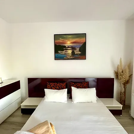 Coral -mamaia Nord Apartment Mamaia