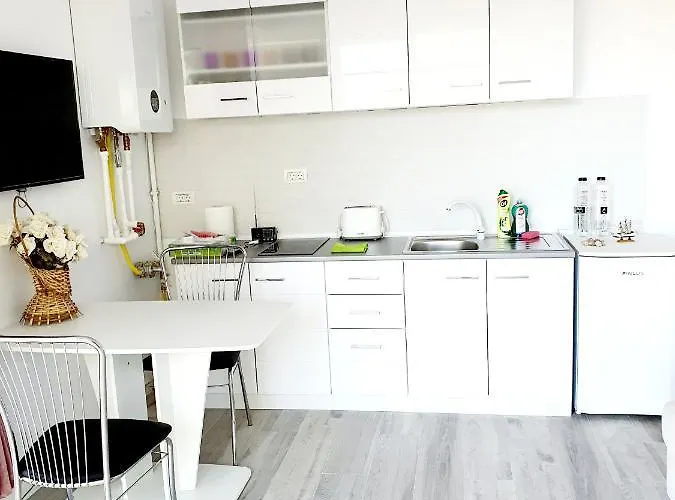 Apartment Coral -mamaia Nord *