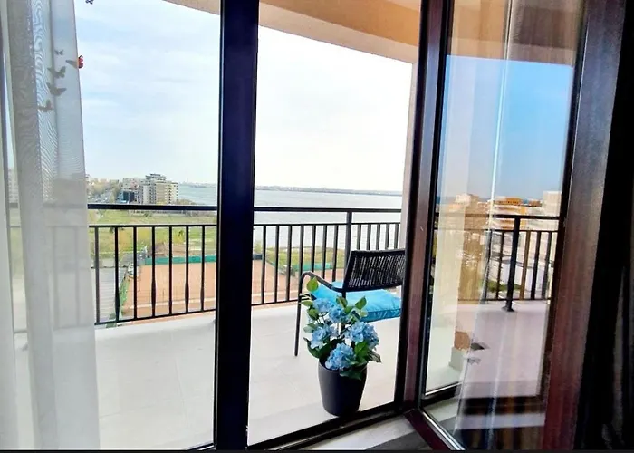 Coral -mamaia Nord *